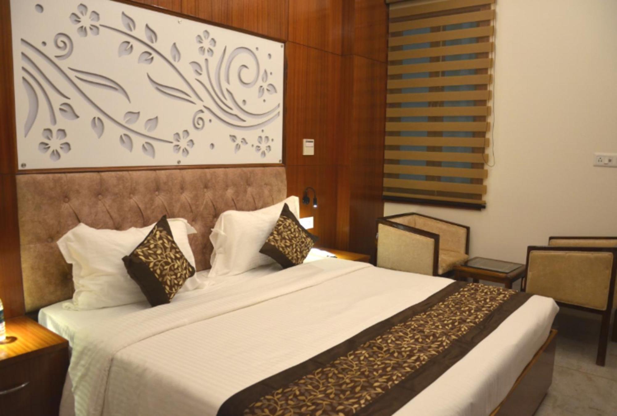 Fabhotel Roselle Inn Lucknow Exterior foto